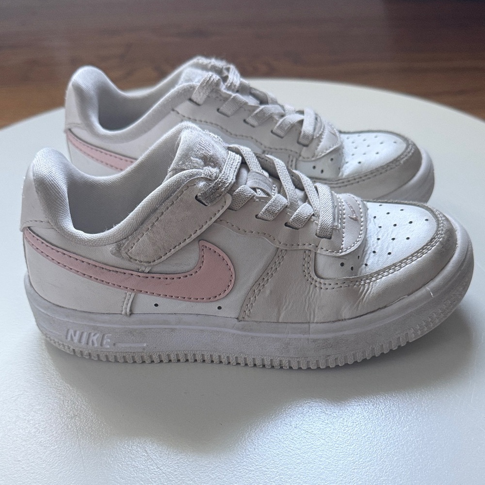 Nike Kids White Pink Sneakers Size 11C Toddler Air Force 1 Style Velcro Lace Low